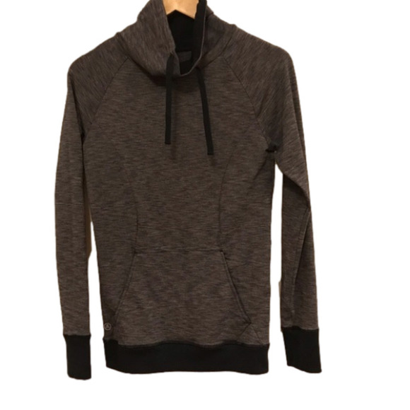 𝅺BLUE Amari women’s size small sweatshirt/ hoodie/ pullover. - Picture 1 of 6